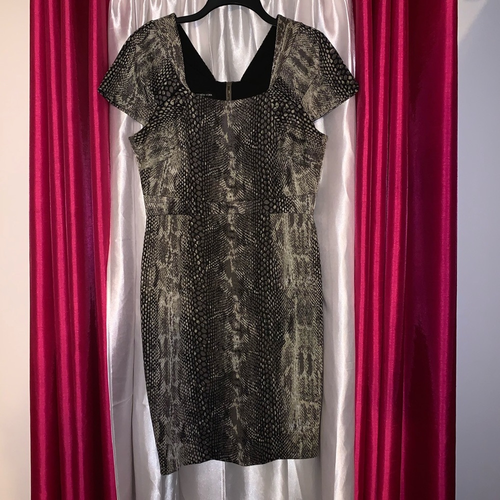Jones New York Dress